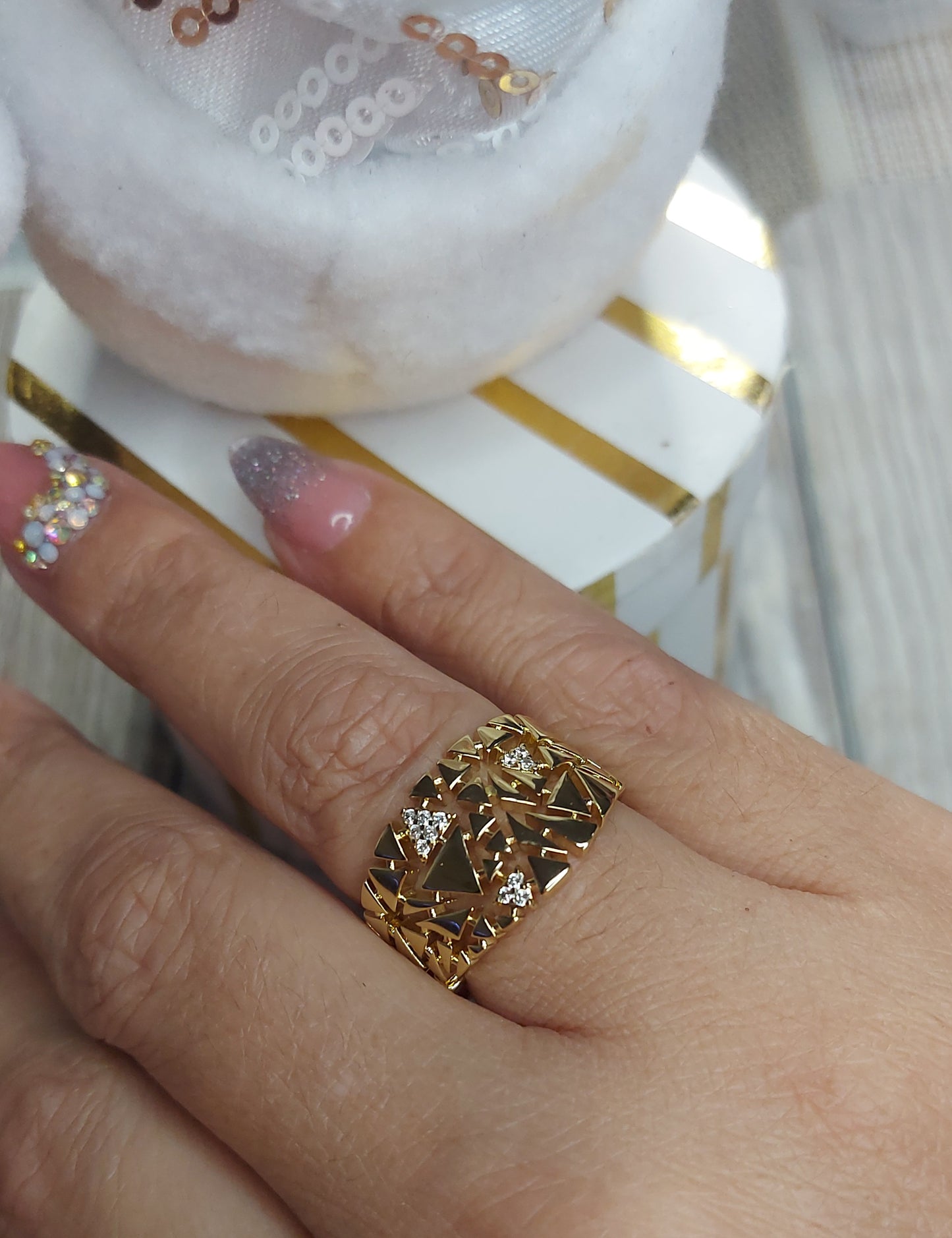 Tria Queen Ring Size 7 Oro Laminado Alta Calidad XP