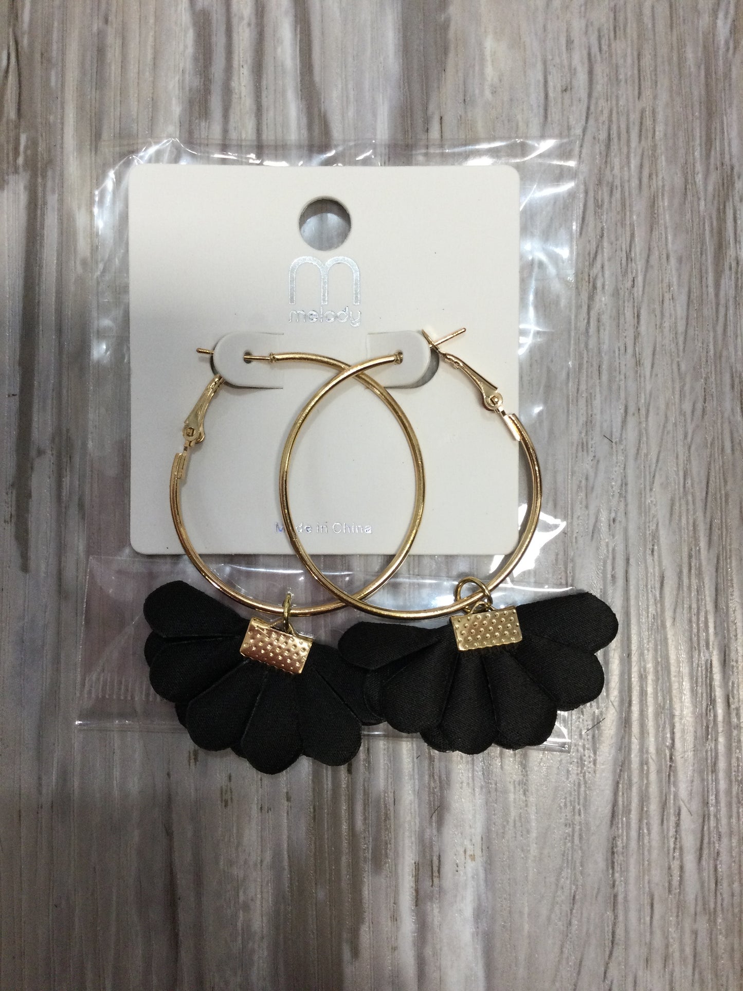 Pantallas Dorada y Negra (fantasía)