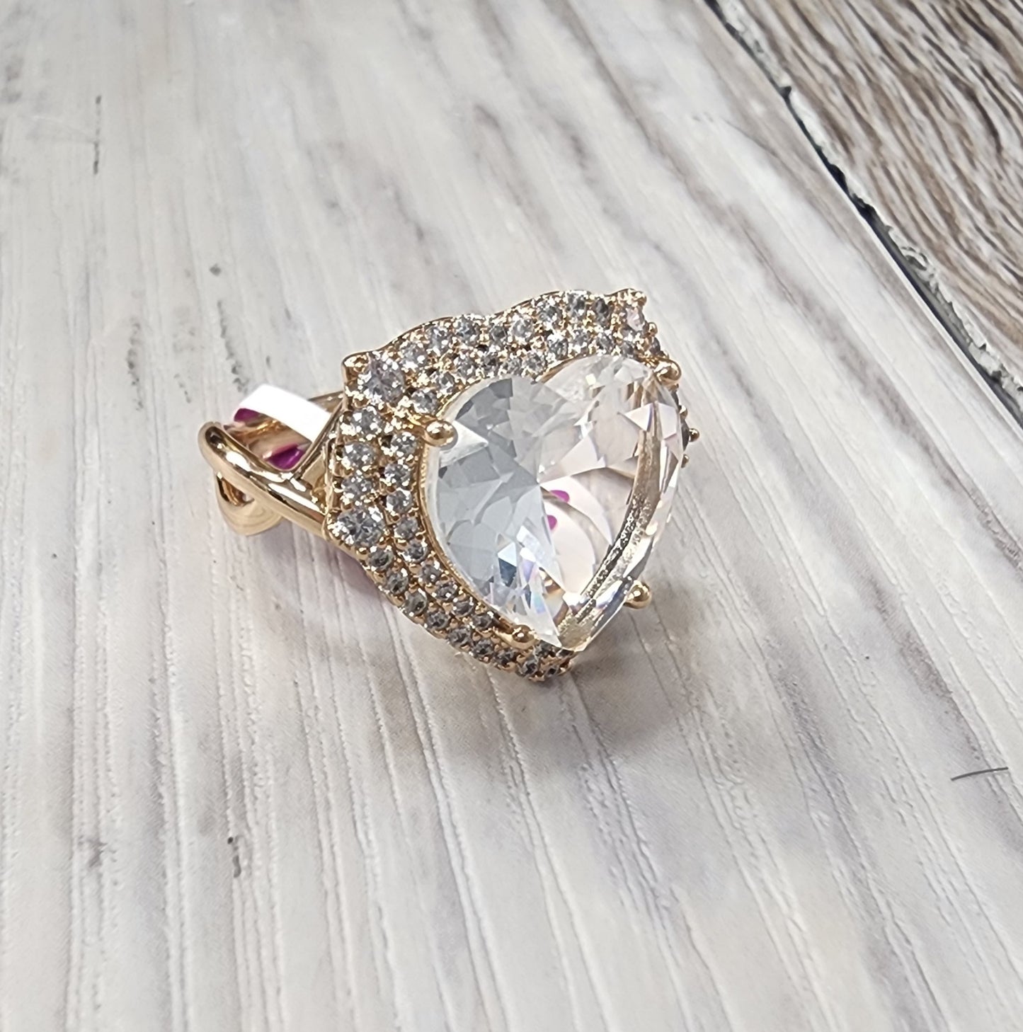 Anillo Corazón size 8 (Oro Laminado XP)