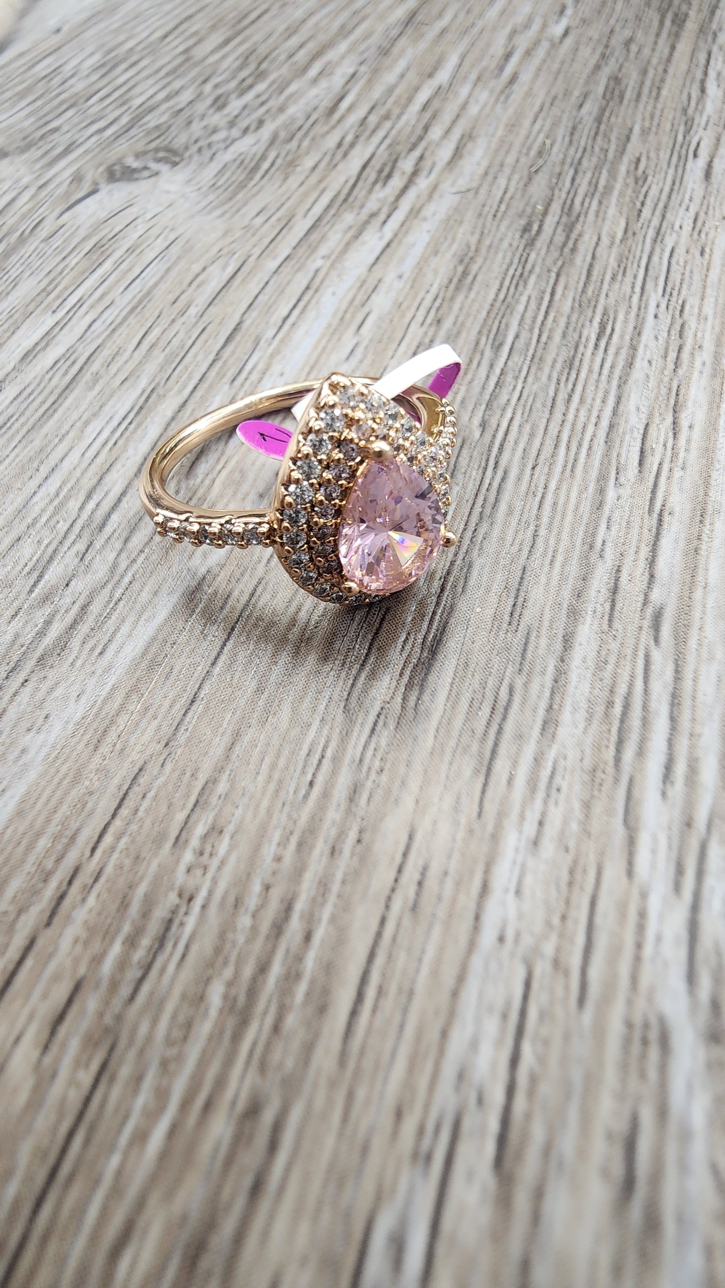 Gota Rosa Anillo size 8 (Oro Laminado XP)