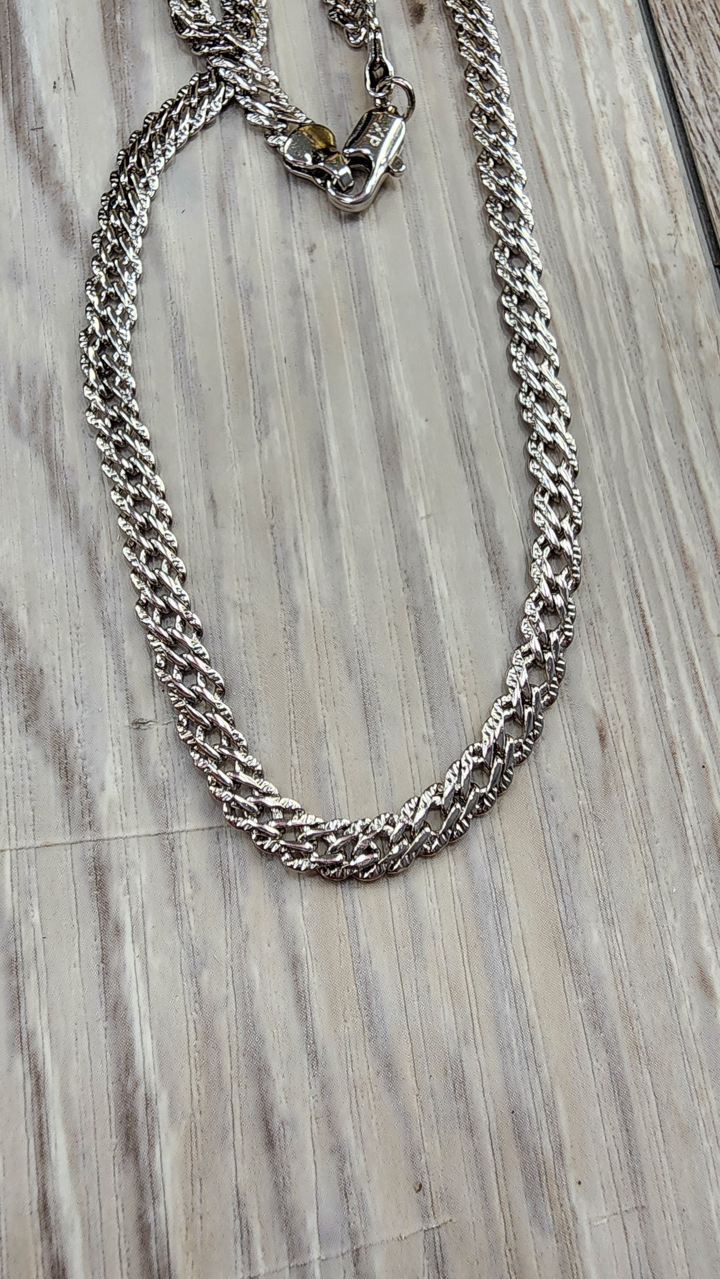 Nueva! Precious Chain 20" (Calidad XP)