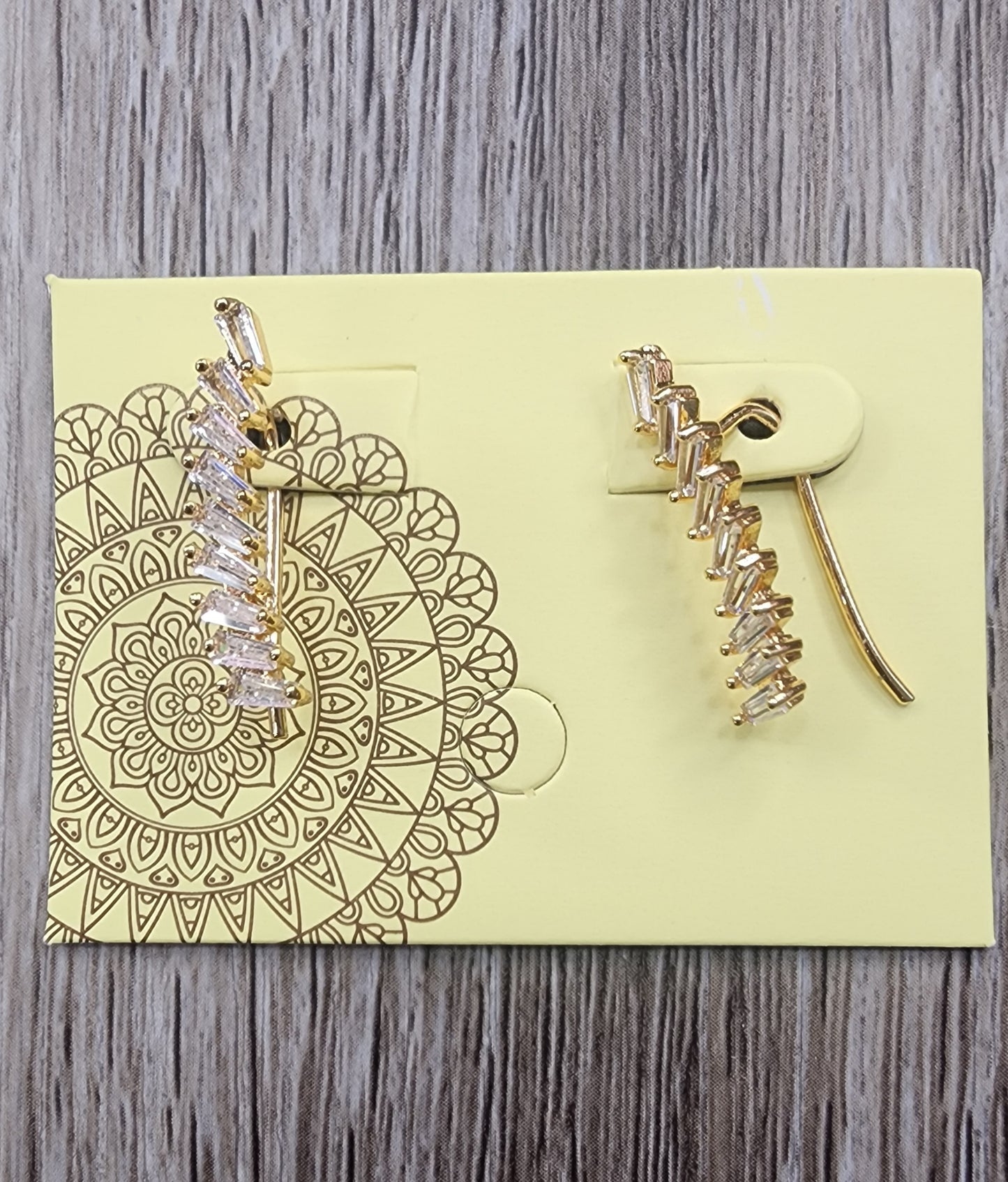 Nuevo!! Bling Earcuffs