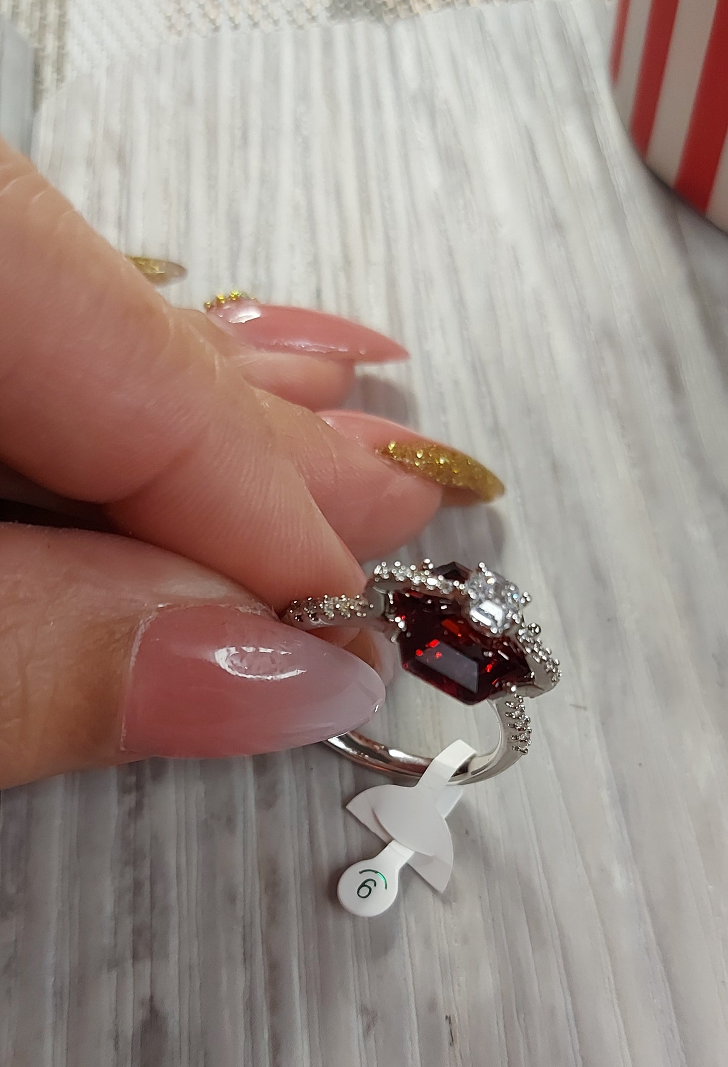 Gift Ruby Ring Size 6 Alta Calidad XP