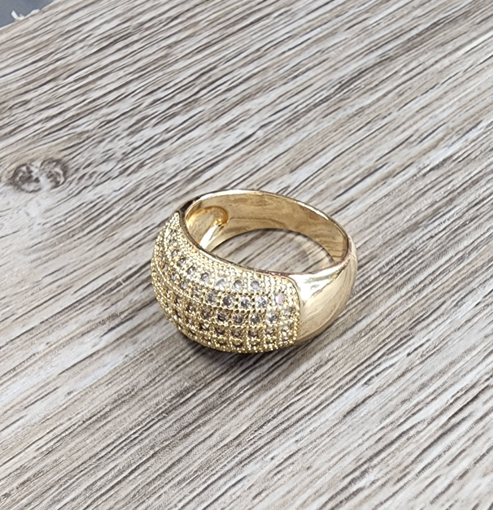 Belle Ring 8 (Oro Laminado)